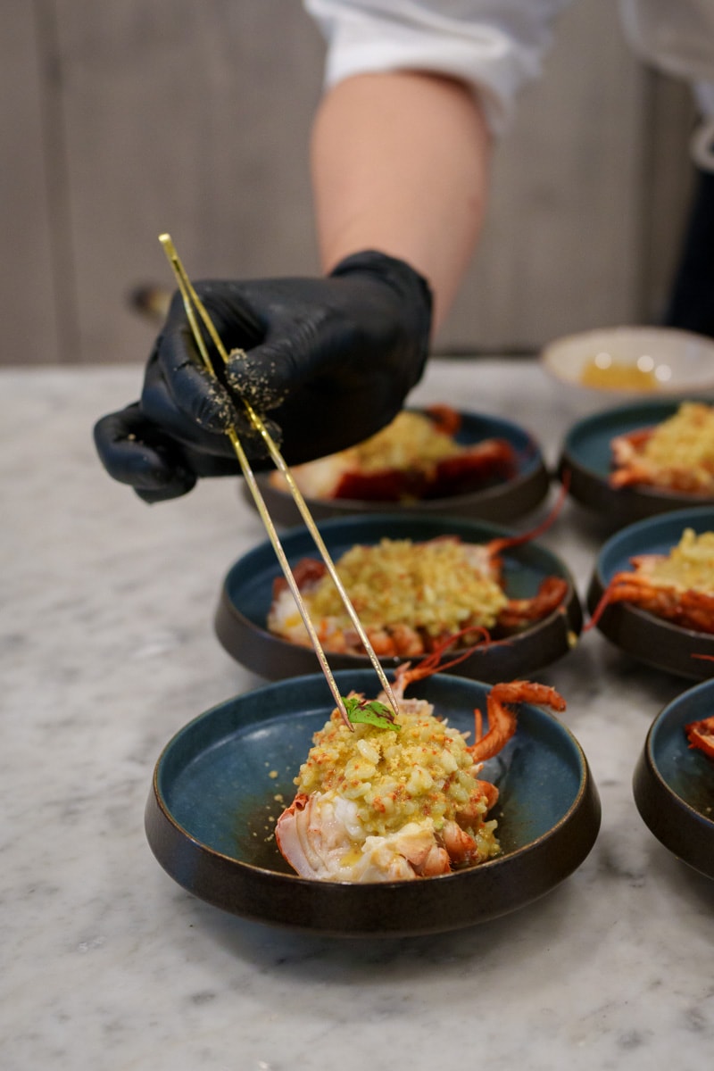 【明水然．樂】宜蘭礁溪慶生聚餐美食推薦，Google 評論4.8高分頂級無菜單鐵板燒，2000元有找的小資族大享受！