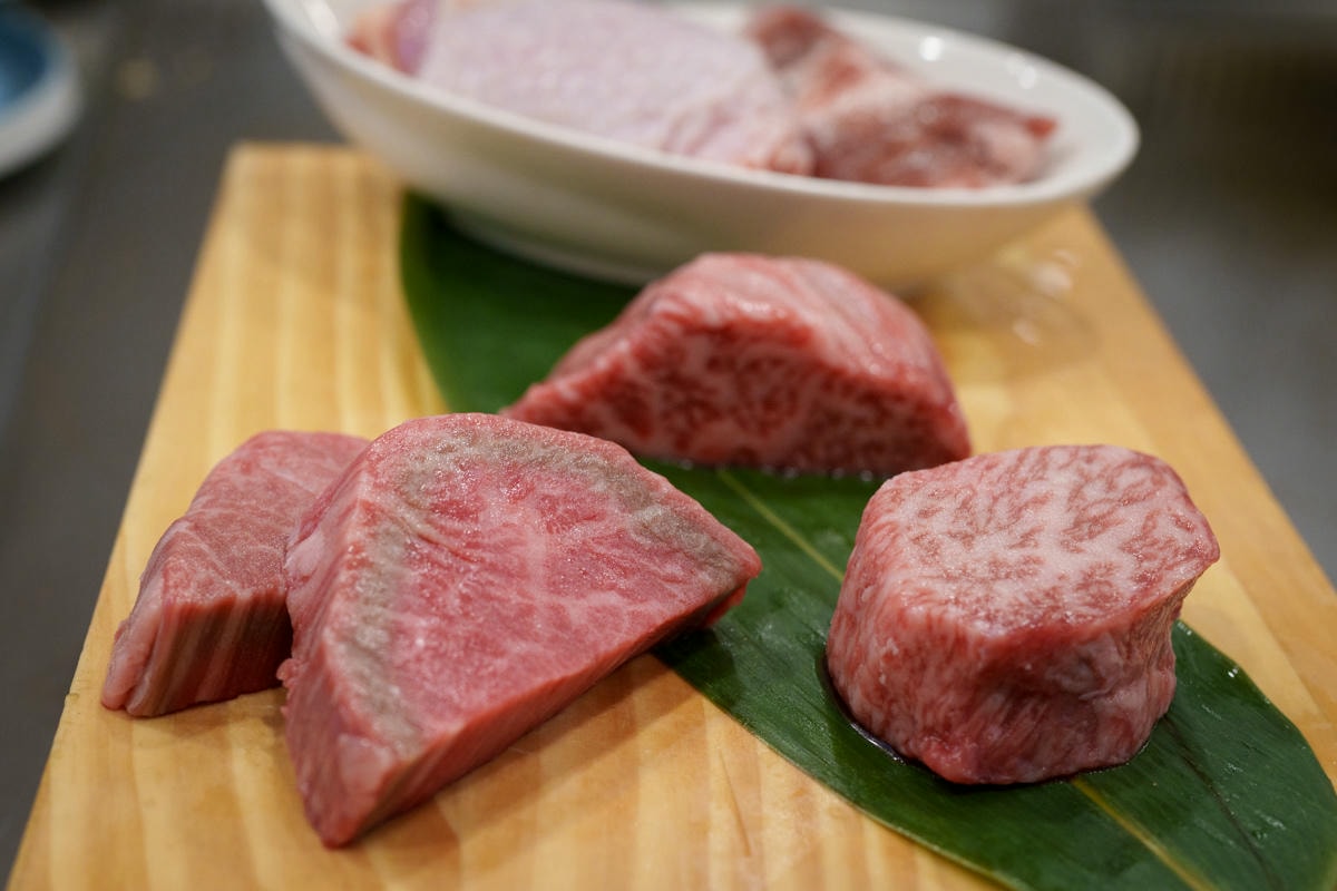 【明水然．樂】宜蘭礁溪慶生聚餐美食推薦，Google 評論4.8高分頂級無菜單鐵板燒，2000元有找的小資族大享受！