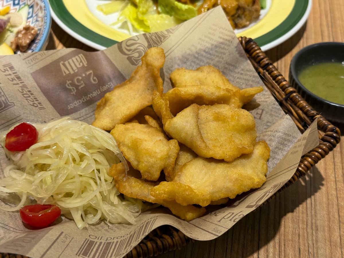 【泰妃 Thaiffee】台北行天宮評分最高美食推薦，道地泰式料理、特色飲品，深夜咖啡廳聚會人氣首選！