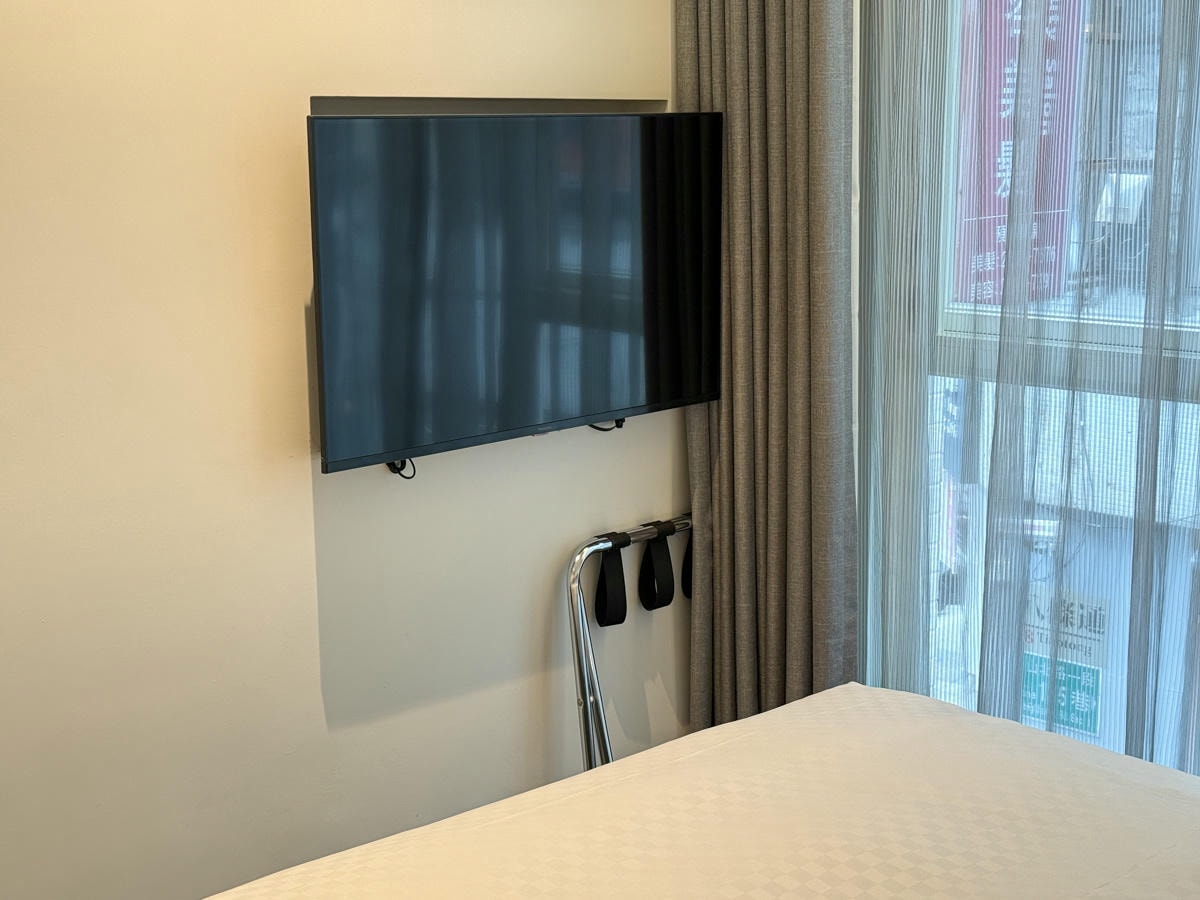 【丹迪旅店 天津店】台北中山區商旅住宿推薦，6大唯美設計房型，附24小時免費零食點心區，國外觀光客最愛旅宿！