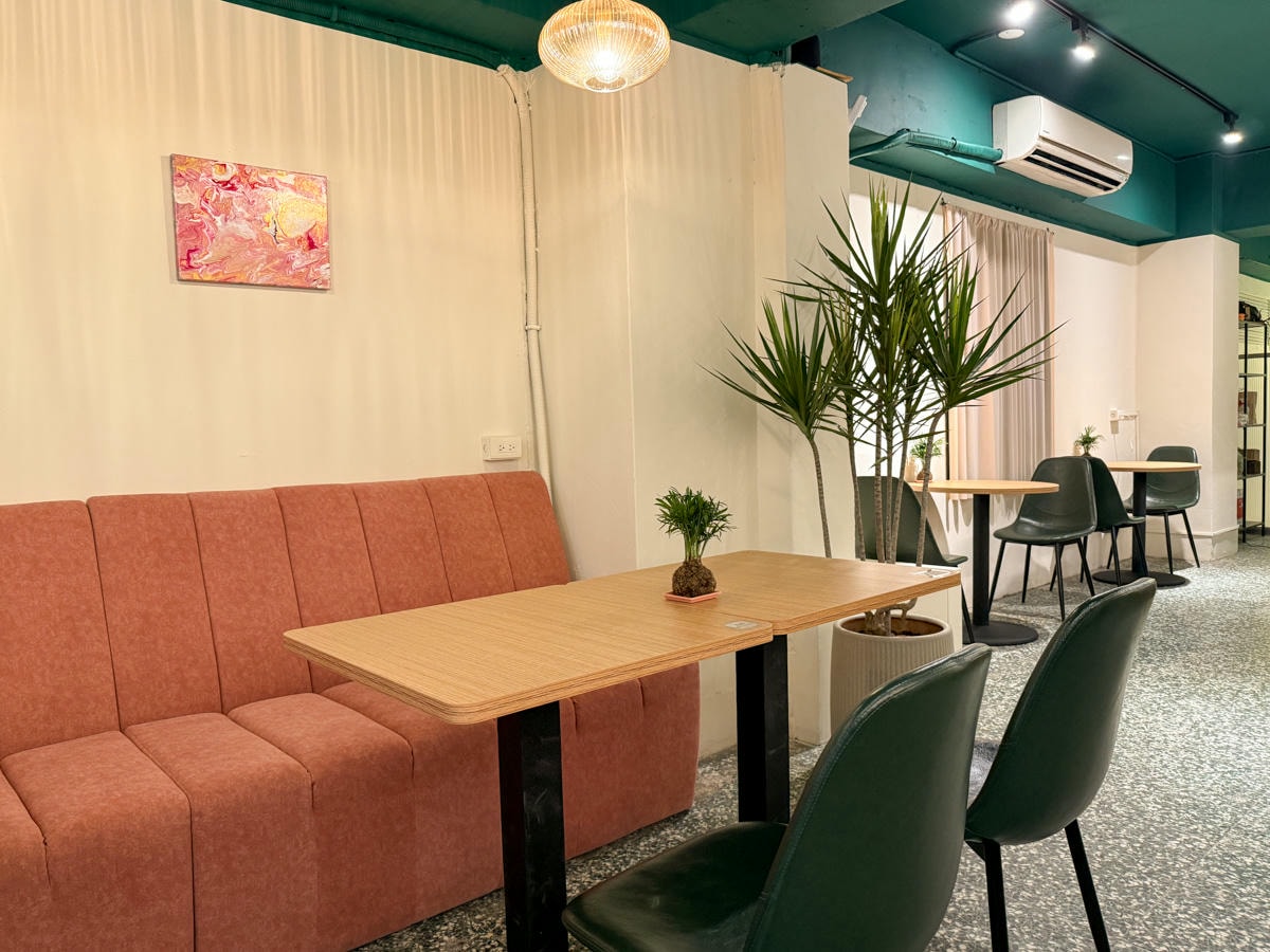 【泰妃 Thaiffee】台北行天宮評分最高美食推薦，道地泰式料理、特色飲品，深夜咖啡廳聚會人氣首選！