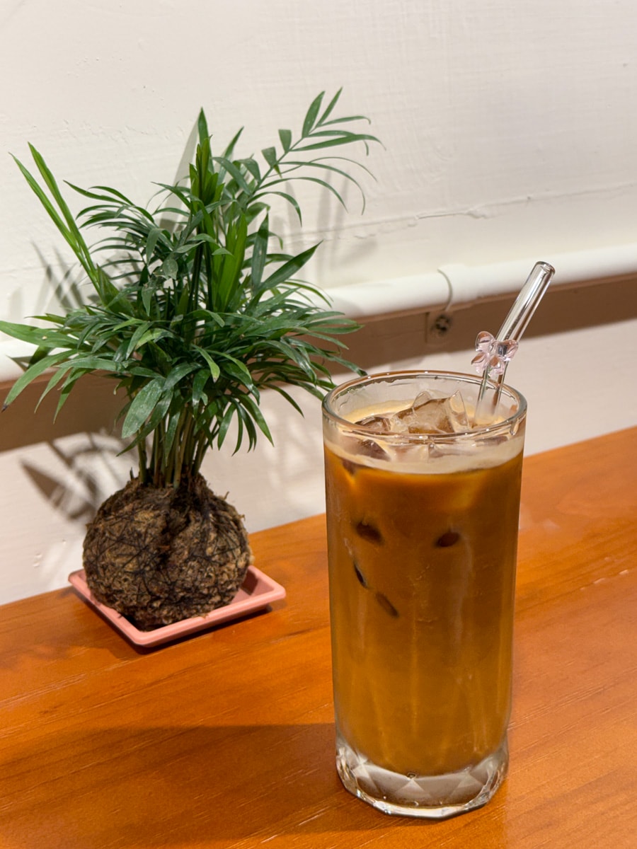 【泰妃 Thaiffee】台北行天宮評分最高美食推薦，道地泰式料理、特色飲品，深夜咖啡廳聚會人氣首選！