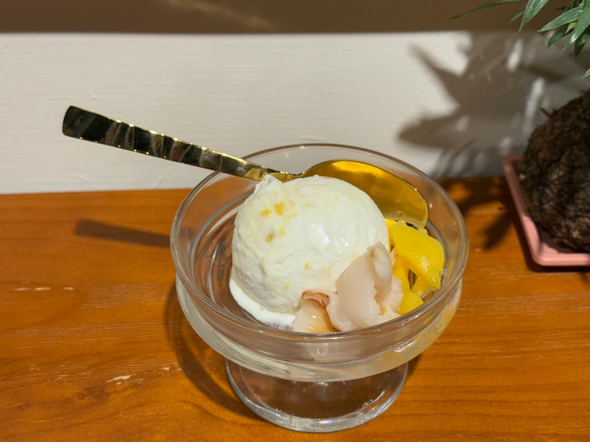 【泰妃 Thaiffee】台北行天宮評分最高美食推薦，道地泰式料理、特色飲品，深夜咖啡廳聚會人氣首選！