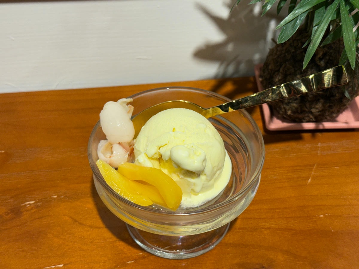 【泰妃 Thaiffee】台北行天宮評分最高美食推薦，道地泰式料理、特色飲品，深夜咖啡廳聚會人氣首選！