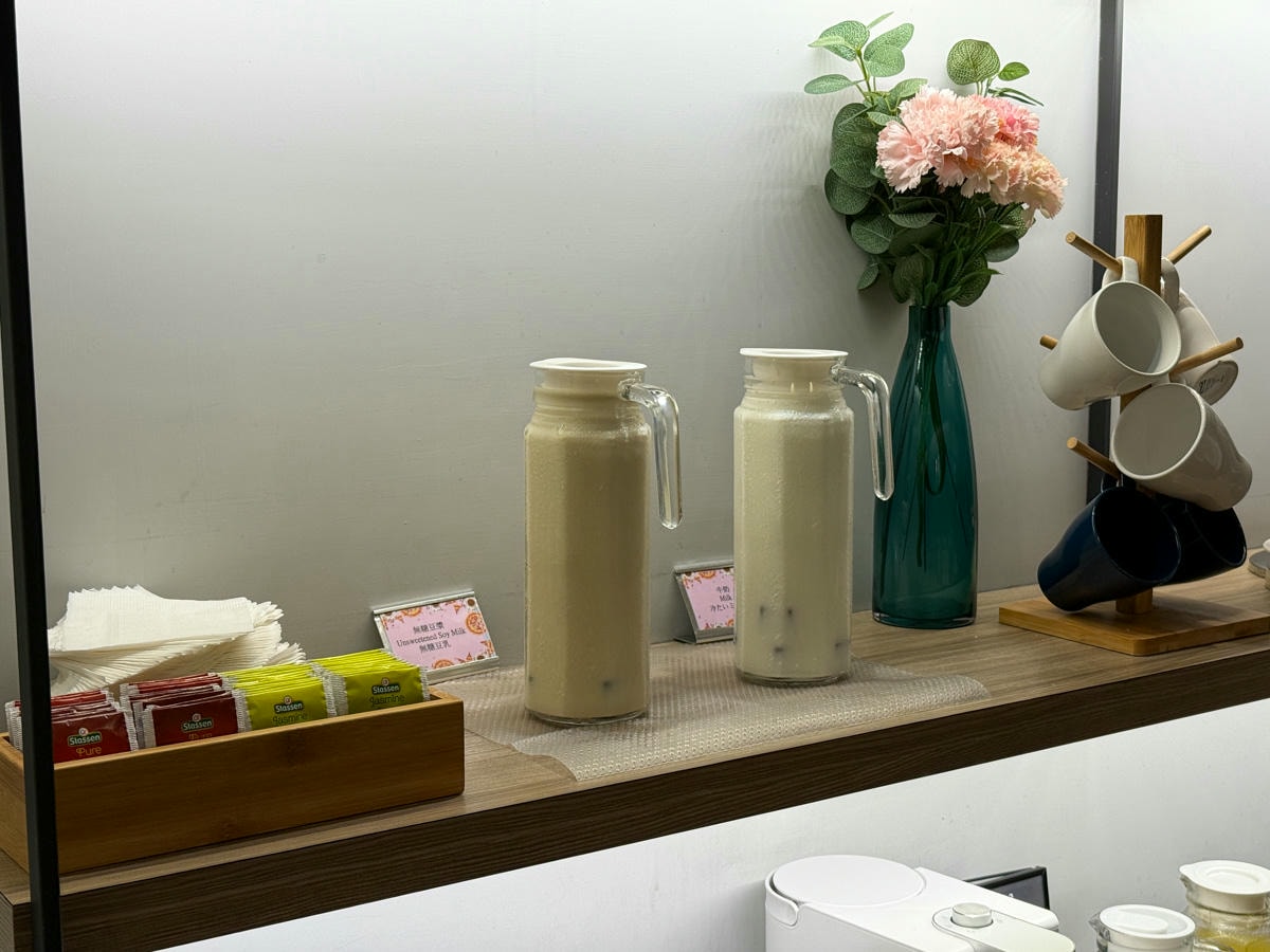 【丹迪旅店 天津店】台北中山區商旅住宿推薦，6大唯美設計房型，附24小時免費零食點心區，國外觀光客最愛旅宿！