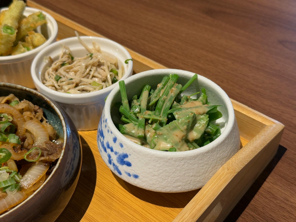 【慕Mu 日式定食】台南中西區日本料理美食推薦，特色必吃4大定食，內用定食享湯飯無限量供應！