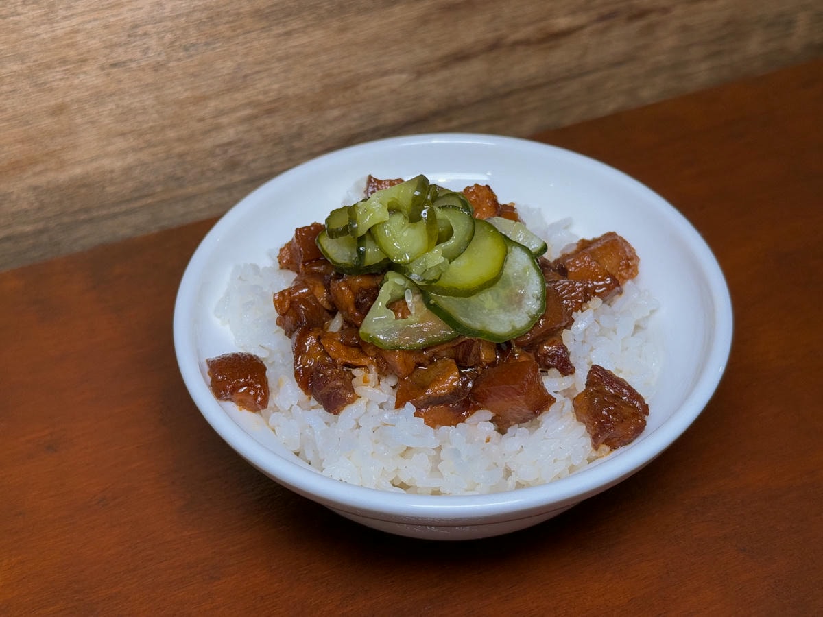 【敬.人生】台南中西區特色煎餃美食推薦，必吃會爆汁的日式煎餃、古早味家常飯食，在地人最愛的溫馨餐廳！