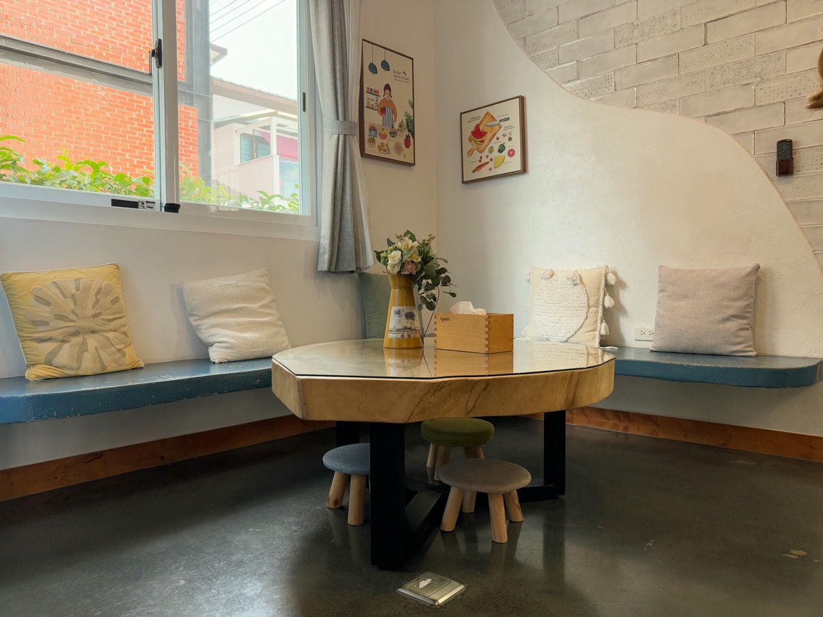 【希爾拉Villa】南投埔里包棟住宿推薦，7間絕美房型，寬敞客廳與齊全廚房設備，附18度C生吐司自行DIY早餐！