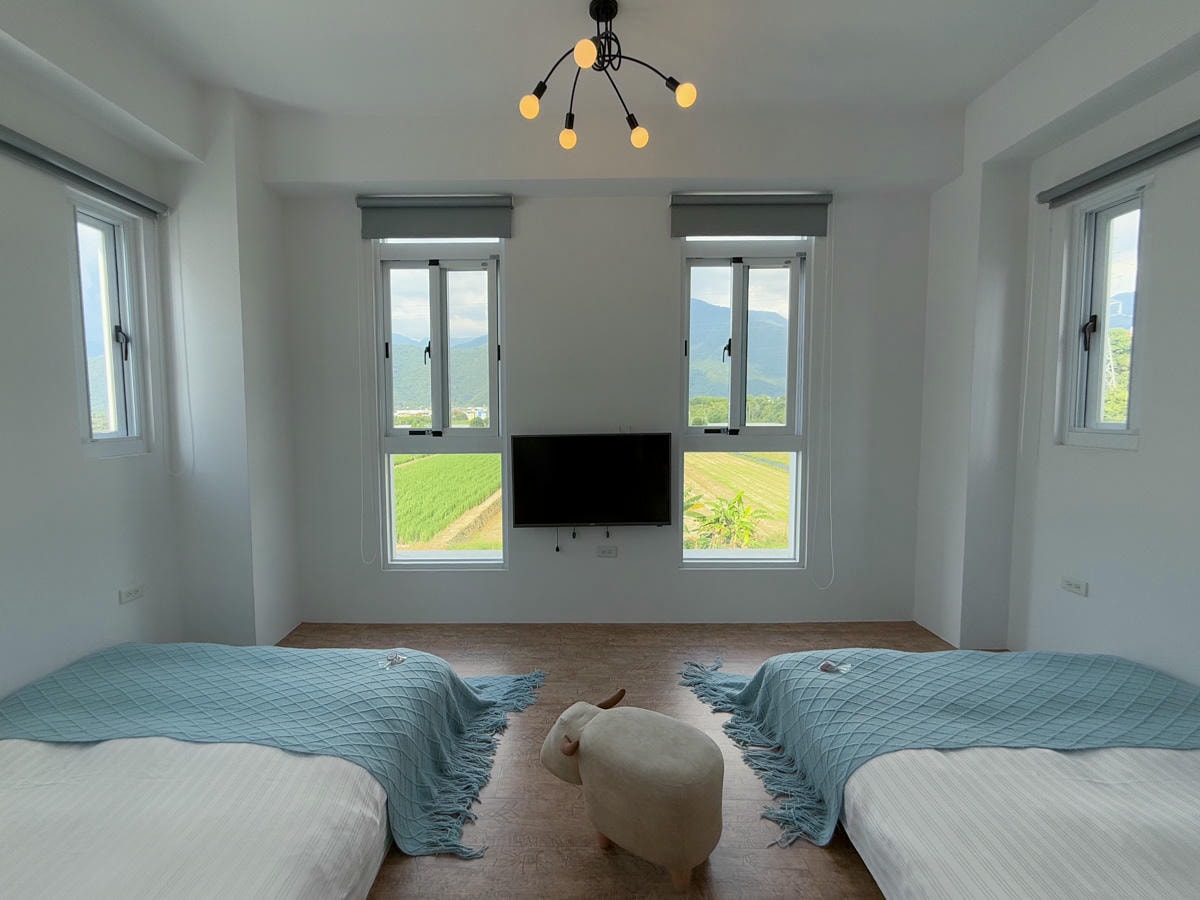 【希爾拉Villa】南投埔里包棟住宿推薦，7間絕美房型，寬敞客廳與齊全廚房設備，附18度C生吐司自行DIY早餐！