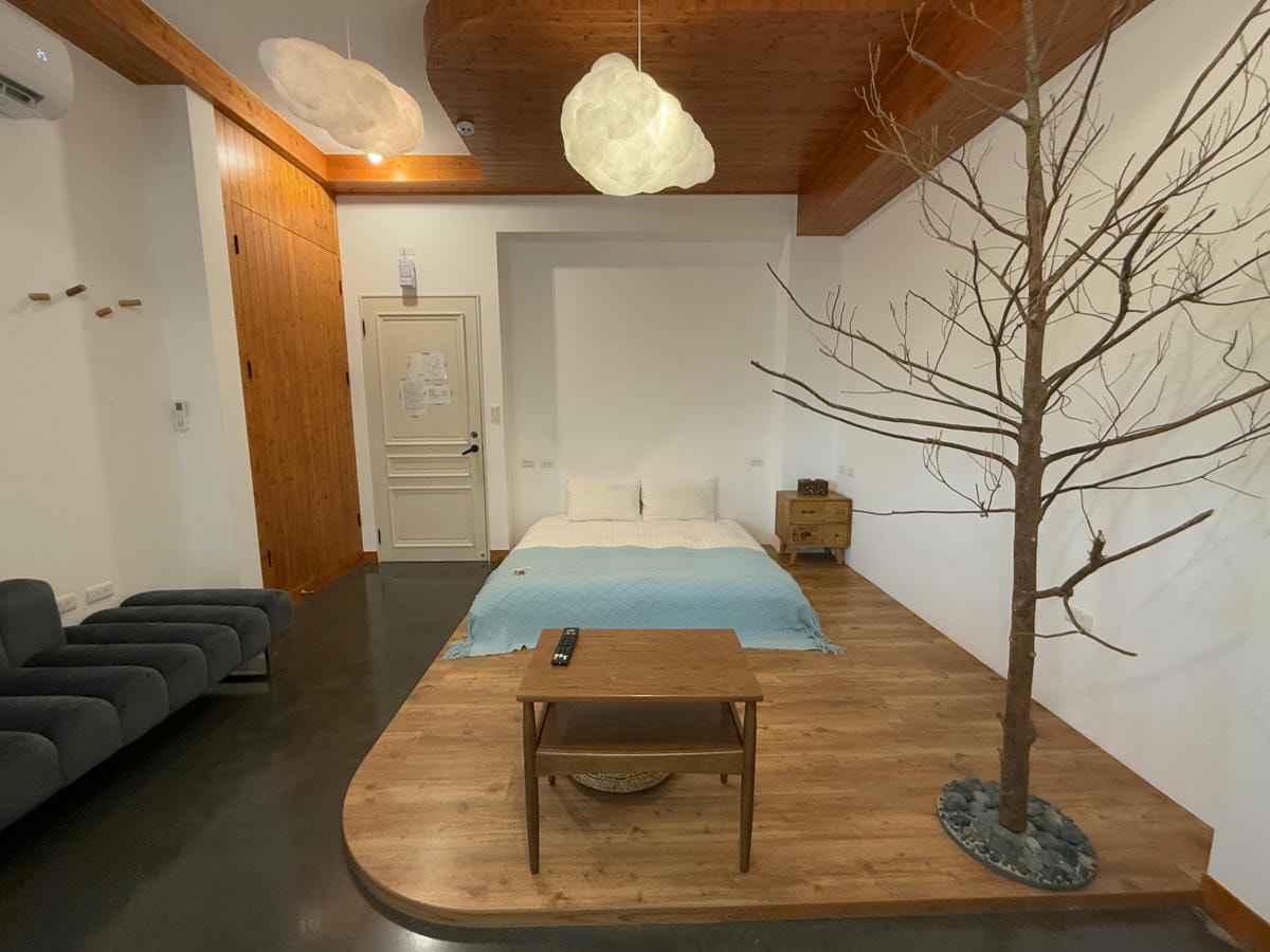 【希爾拉Villa】南投埔里包棟住宿推薦，7間絕美房型，寬敞客廳與齊全廚房設備，附18度C生吐司自行DIY早餐！