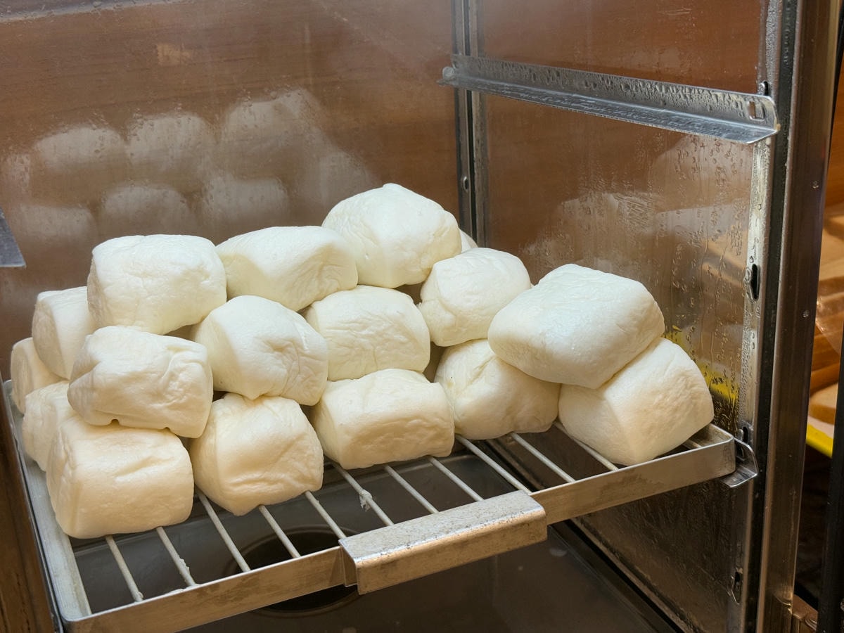 【鎮寶大飯店】埔里飯店住宿推薦,在地首間擁有300多間房的超大型渡假飯店!結合埔里人文藝術的美術館 - 第56張圖 【鎮寶大飯店】埔里飯店住宿推薦,在地首間擁有300多間房的超大型渡假飯店!結合埔里人文藝術的美術館
