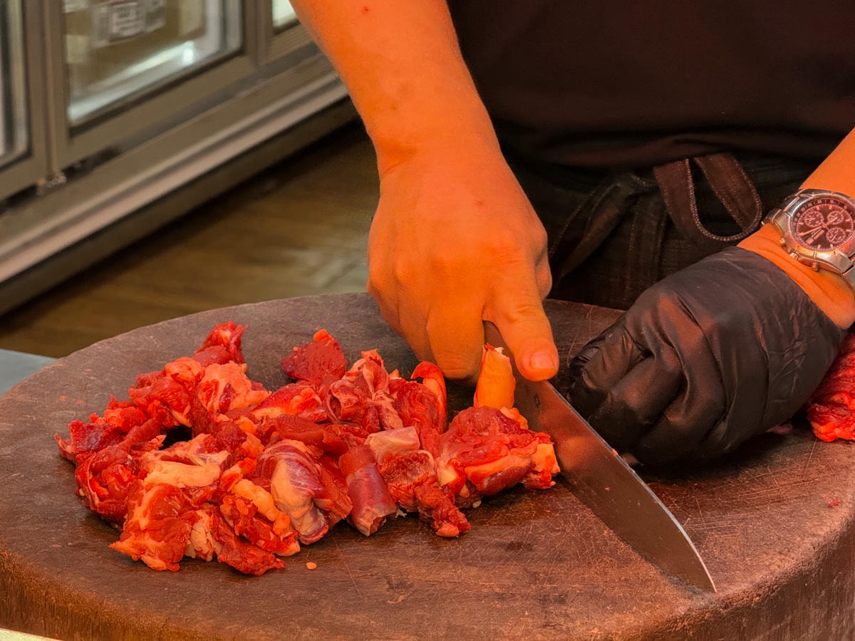 【卡吉牛羊肉品專賣店】永和超高CP值牛羊肉專賣店，家傳三代傳承高品質新鮮肉品，料理食材這裡買最划算！