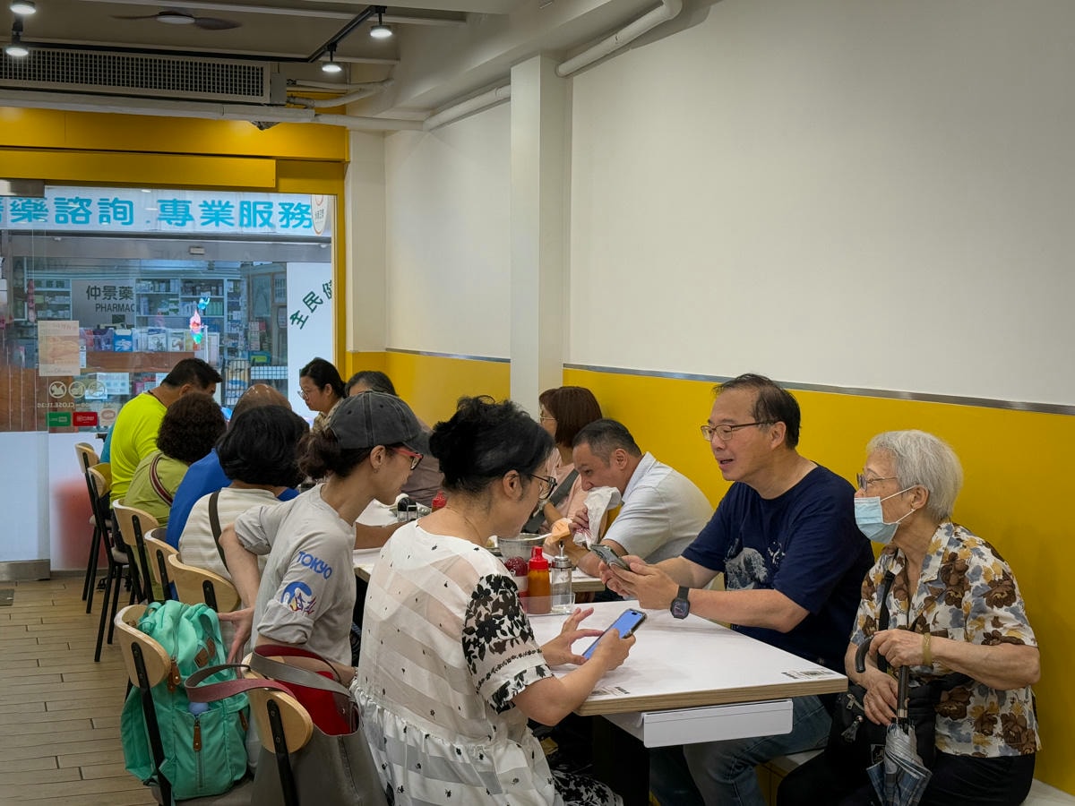【永新豆漿 竹林總店】永和人氣必吃早餐推薦，特色必點燒餅、鹹豆漿加蛋、小籠湯包秒殺賣完！