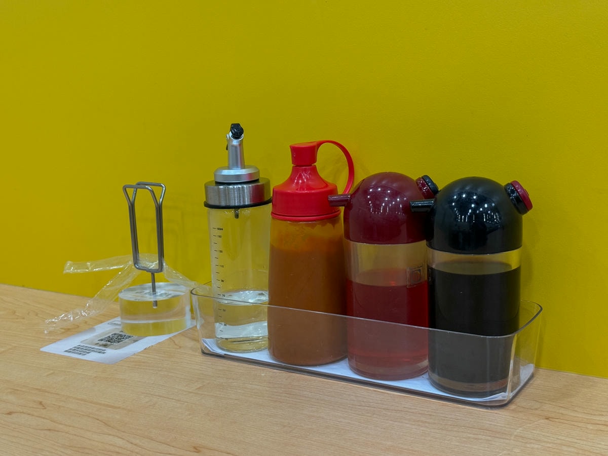 【永新豆漿 竹林總店】永和人氣必吃早餐推薦，特色必點燒餅、鹹豆漿加蛋、小籠湯包秒殺賣完！