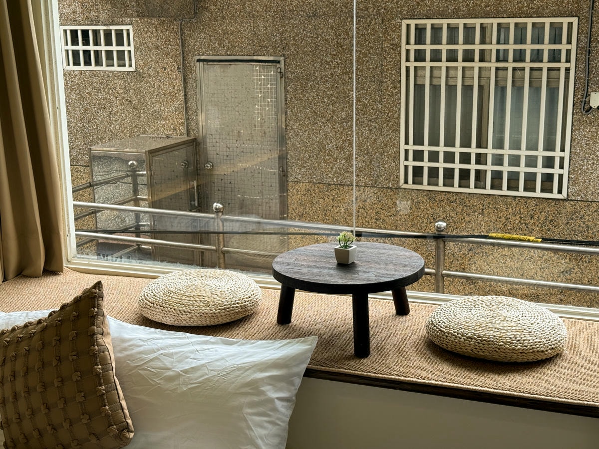 【微旅 weilu】九份老街平價住宿推薦，6大唯美房型，獨家露天觀景台遠眺山海美景！慢活渡假的休憩空間！