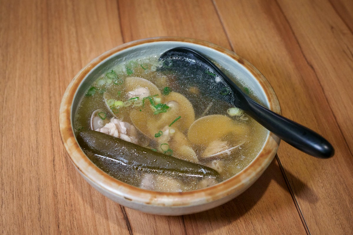 【炭舊食代】板橋平價居酒屋推薦，串燒45元起，大啖職人手作特色料理，必喝台灣道地梅酒與精釀啤酒！