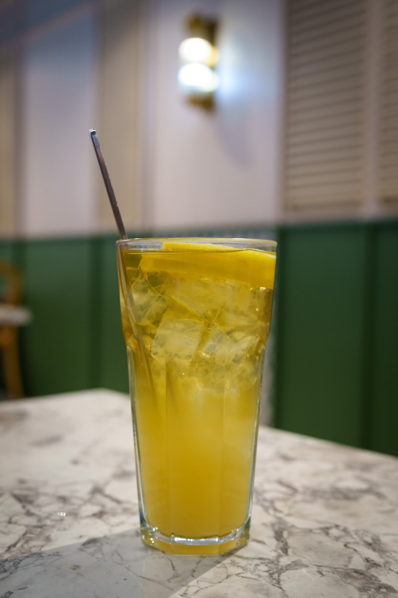 【荷李活茶街】台北忠孝復興港式茶餐廳美食推薦，大啖8大系列特色港點不踩雷，超高CP值精緻多人套餐！