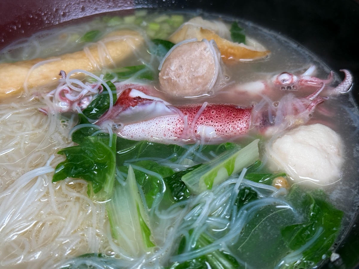 【覓 鍋】金瓜石勸濟堂美食推薦，特色必吃新鮮小卷米粉、多款特色小火鍋，黃金博物館附近美食首選！