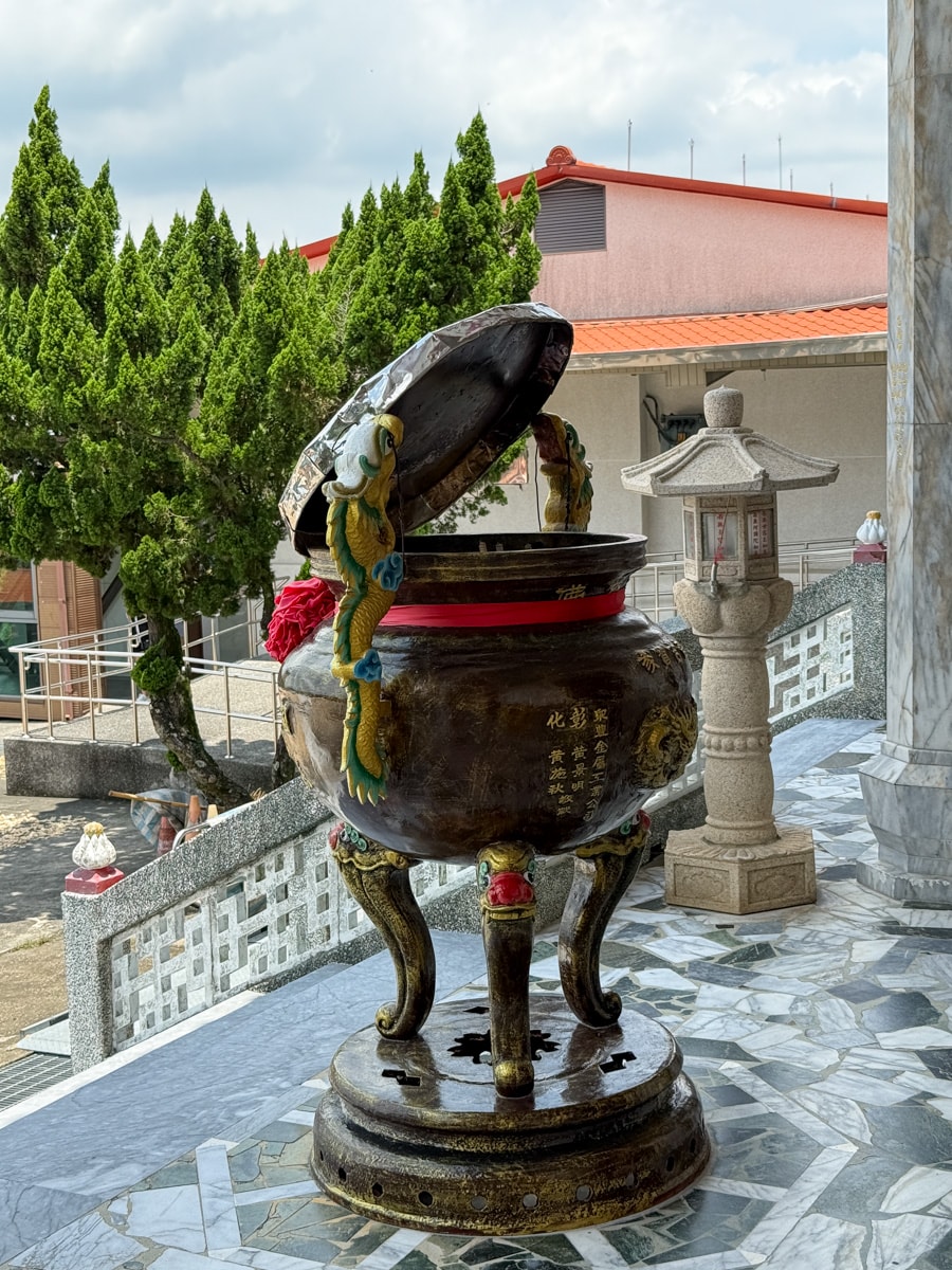 【白河關子嶺火山碧雲寺】台南關子嶺必去景點推薦，4大區巡禮參拜9大神明，台日混合風格建築，遠眺嘉南平原日落美景！