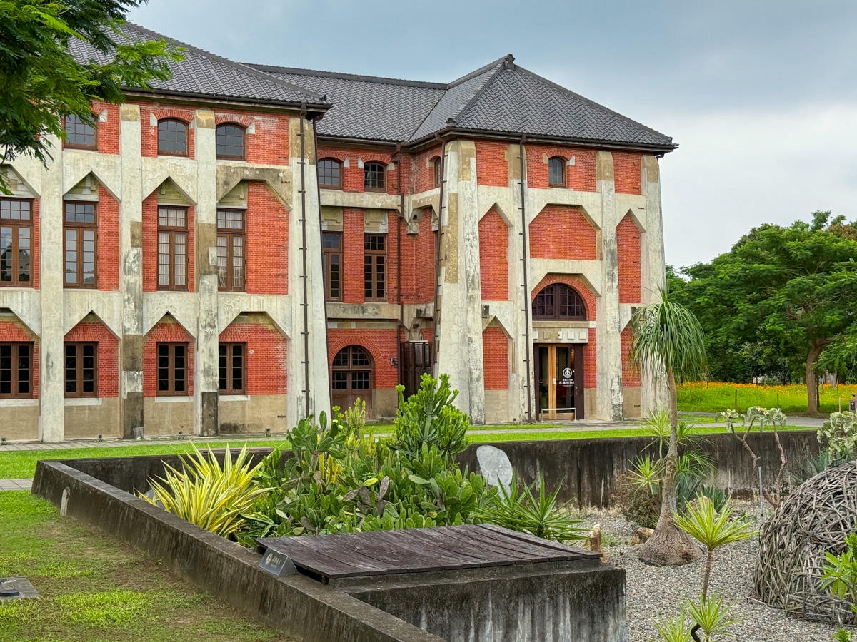 【臺南山上花園水道博物館】台南山上區景點推薦，最新門票資訊、園區美食全攻略，探索百年歷史古蹟的文化輕旅行！