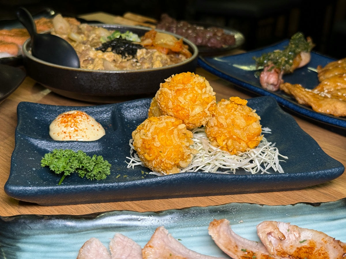 【炭舊食代】板橋平價居酒屋推薦，串燒45元起，大啖職人手作特色料理，必喝台灣道地梅酒與精釀啤酒！