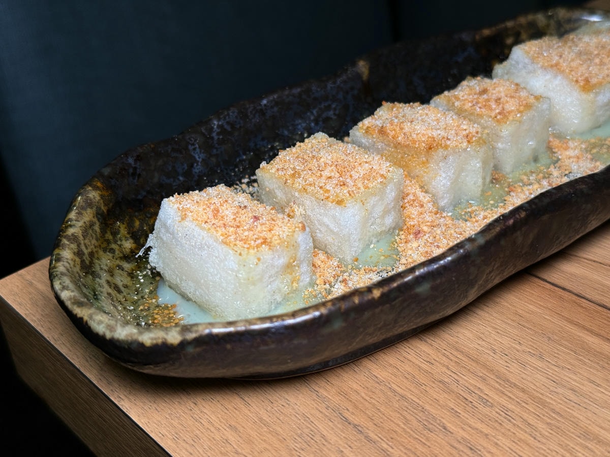 【炭舊食代】板橋平價居酒屋推薦，串燒45元起，大啖職人手作特色料理，必喝台灣道地梅酒與精釀啤酒！
