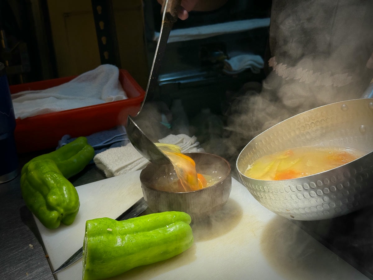 【不時不食】花蓮人氣必吃晚餐推薦，大啖無國界料理，嚴選當季新鮮食材，體會舌尖上的美味感動！