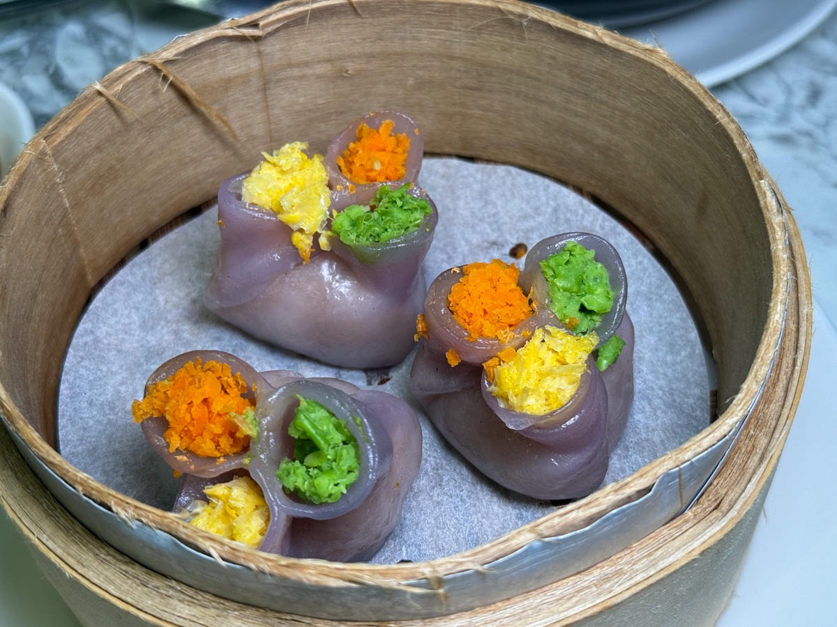 【荷李活茶街】台北忠孝復興港式茶餐廳美食推薦，大啖8大系列特色港點不踩雷，超高CP值精緻多人套餐！