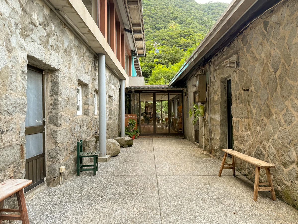 【雲山水小築-隱巷】金瓜石質感民宿推薦，3戶特色獨立小屋，享大自然幽靜住宿慢活輕旅行，大啖山城獨家暖心早餐！