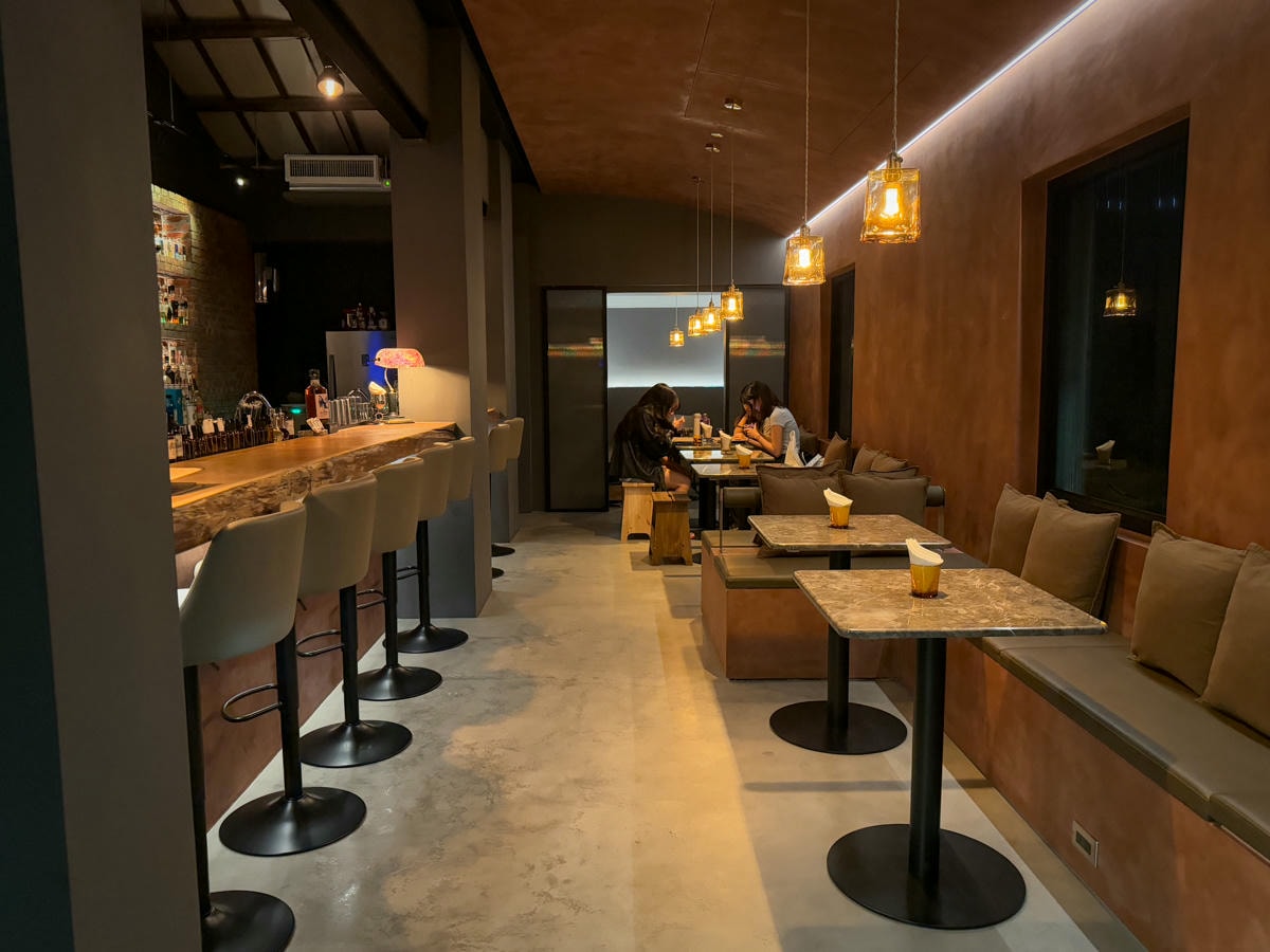 【注目 Tranity】台南深夜甜點酒吧推薦,必吃自家手作甜點、一系列特色調酒,新推出濃乳霜淇淋! - 第7張圖 【注目 Tranity】台南深夜甜點酒吧推薦,必吃自家手作甜點、一系列特色調酒,新推出濃乳霜淇淋!