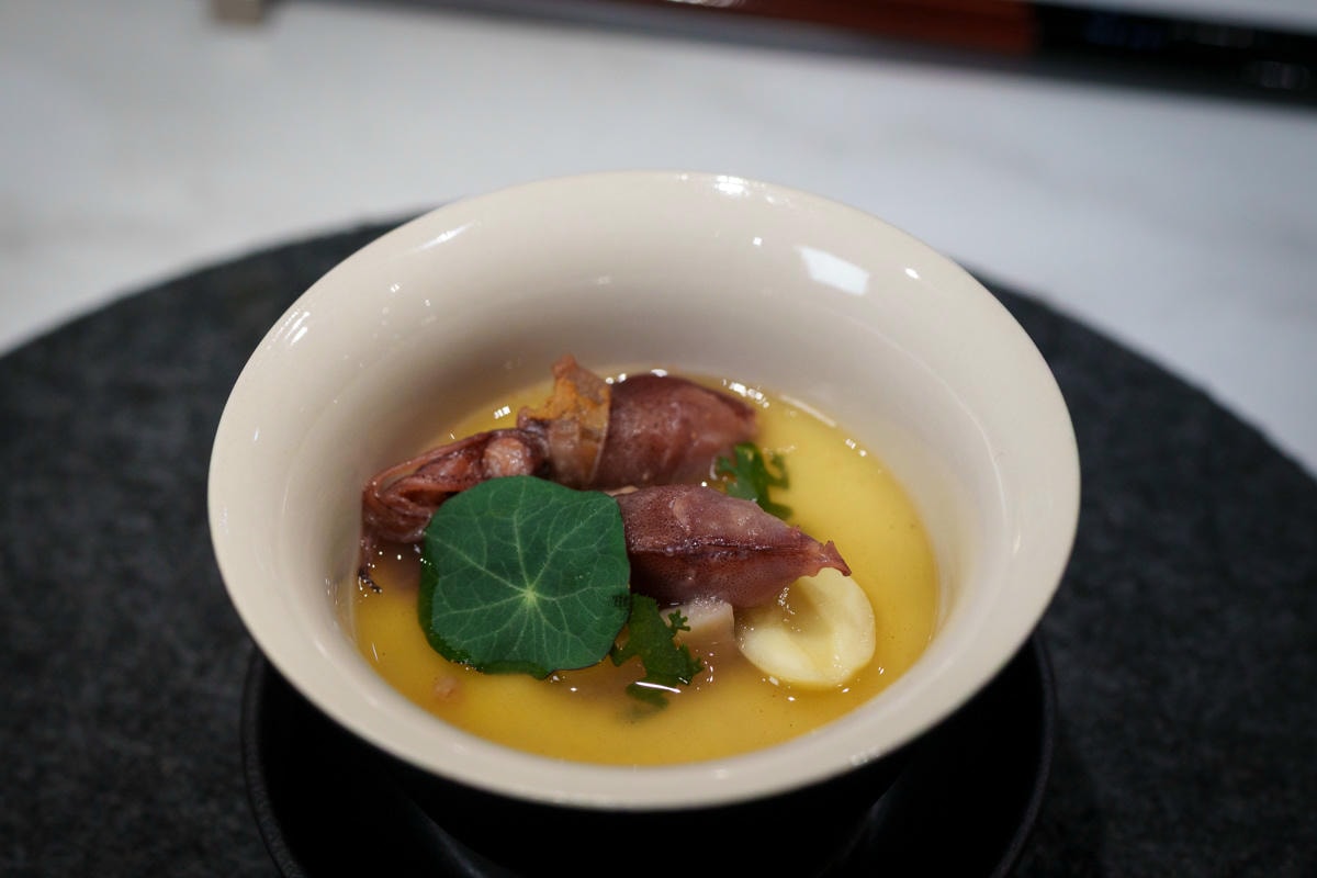 【DOWA 道和日式鐵板燒】台北東區人氣必吃美食推薦,2280元起大啖高級日式鐵板燒套餐!職人演繹頂級鐵板料理饗宴 - 第61張圖 【DOWA 道和日式鐵板燒】台北東區人氣必吃美食推薦,2280元起大啖高級日式鐵板燒套餐!職人演繹頂級鐵板料理饗宴