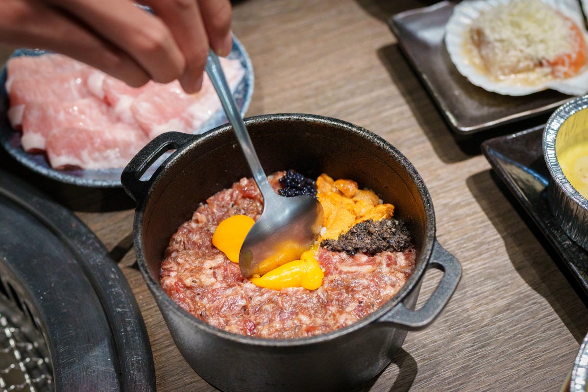 【路易奇電力公司 景安電廠】中和景安燒肉餐廳美食推薦，1570元起大啖精緻套餐，必吃頂級A5手切和牛！