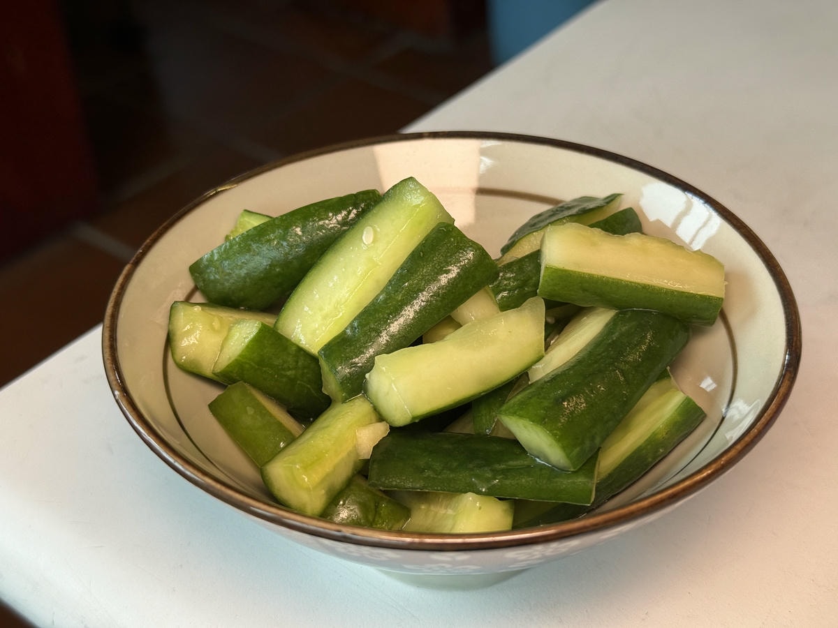 【老礦工食堂】金瓜石人氣必吃美食推薦，特色手作年糕堪稱經典，謹遵古法釀造技藝的紅麴酒糟！