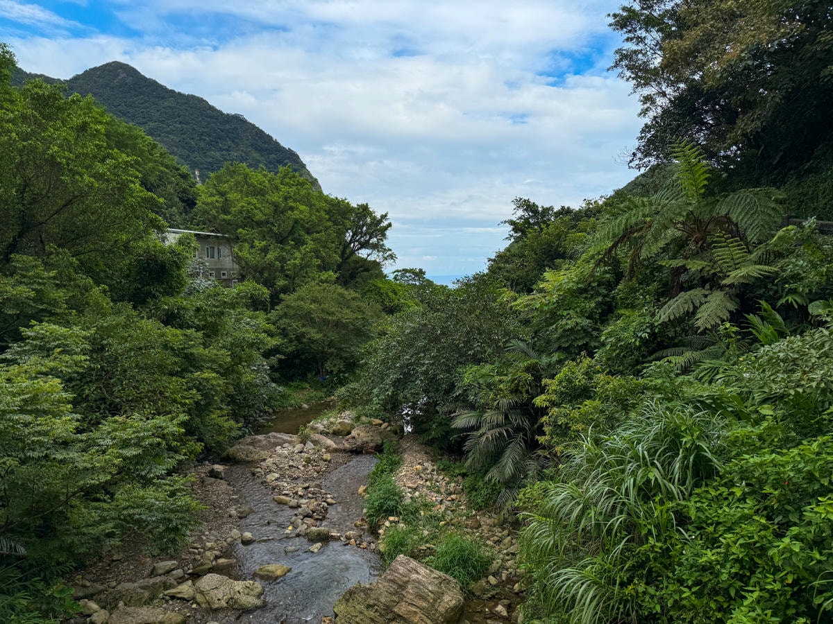 【外九份溪圳橋三層橋】教你怎麼去全台唯一金瓜石三層橋，每年金瓜石迎媽祖遶境必經路線！瑞芳區山林野溪秘境打卡地標！