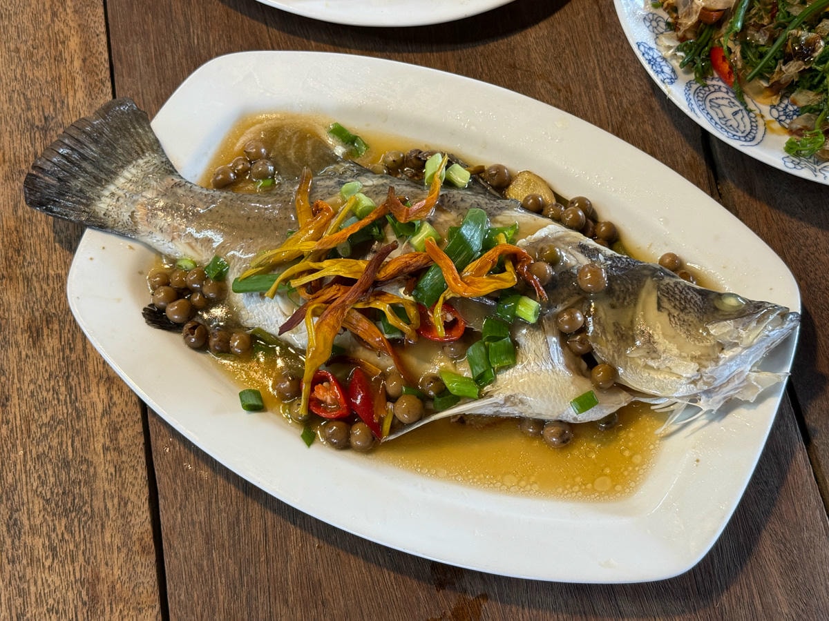【加蜜園】花蓮赤科山美食餐廳推薦，預約制精緻合菜3000元起，人氣必吃私房無菜單料理！後院必拍金針花海秘境