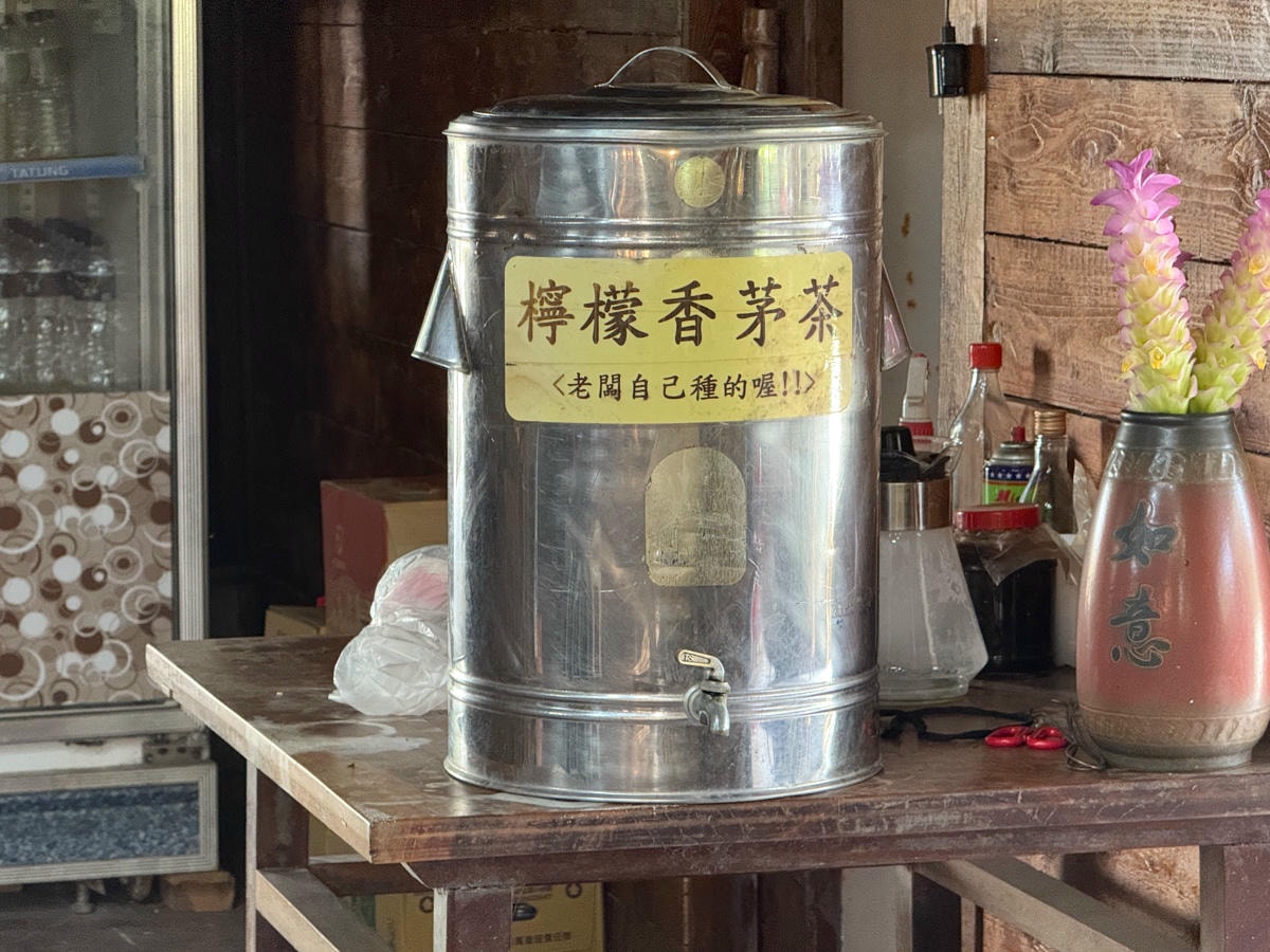 【加蜜園】花蓮赤科山美食餐廳推薦，預約制精緻合菜3000元起，人氣必吃私房無菜單料理！後院必拍金針花海秘境