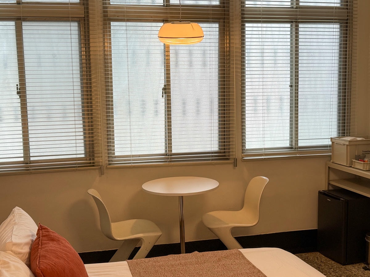 【逗之 apt.DouZ】台南中西區特色平價民宿推薦,3大主題雙人房型,賦予老宅全新生命力的設計美學! - 第28張圖 【逗之 apt.DouZ】台南中西區特色平價民宿推薦,3大主題雙人房型,賦予老宅全新生命力的設計美學!