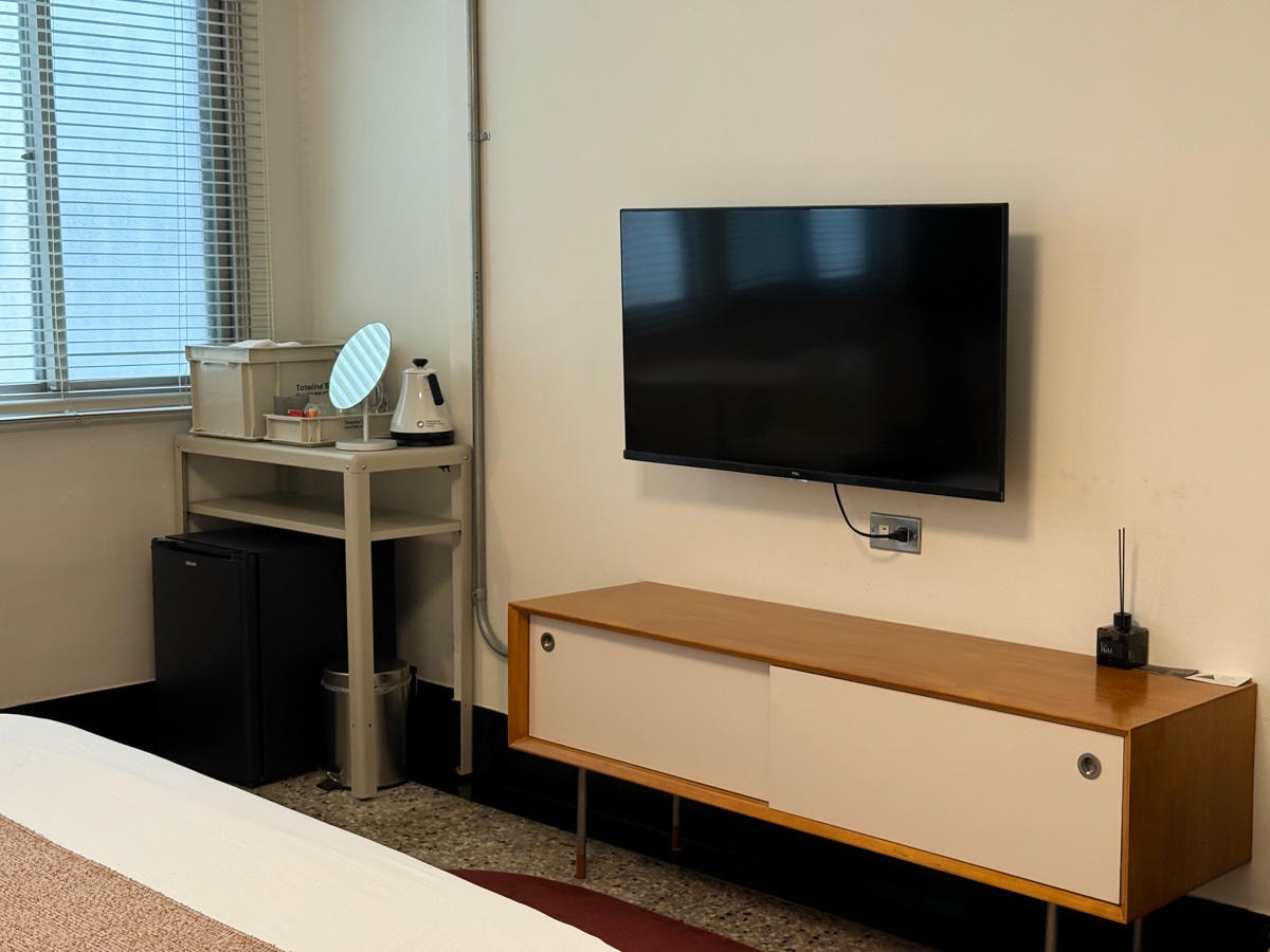 【逗之 apt.DouZ】台南中西區特色平價民宿推薦,3大主題雙人房型,賦予老宅全新生命力的設計美學! - 第30張圖 【逗之 apt.DouZ】台南中西區特色平價民宿推薦,3大主題雙人房型,賦予老宅全新生命力的設計美學!