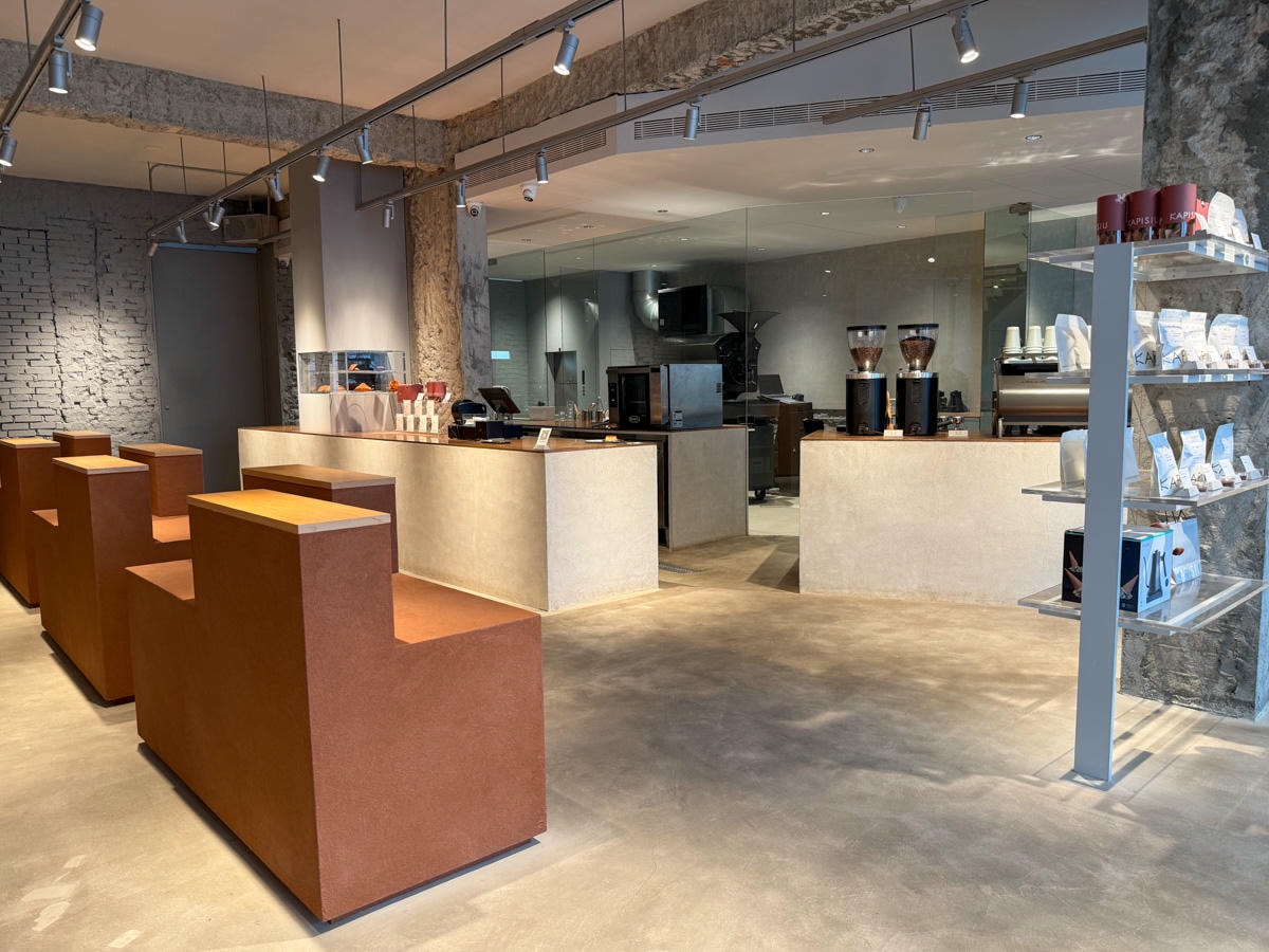 【KAPISIU KOFFEE】台南安平質感咖啡廳推薦，職人手沖咖啡，招牌特色必吃可頌、精緻手作甜點！