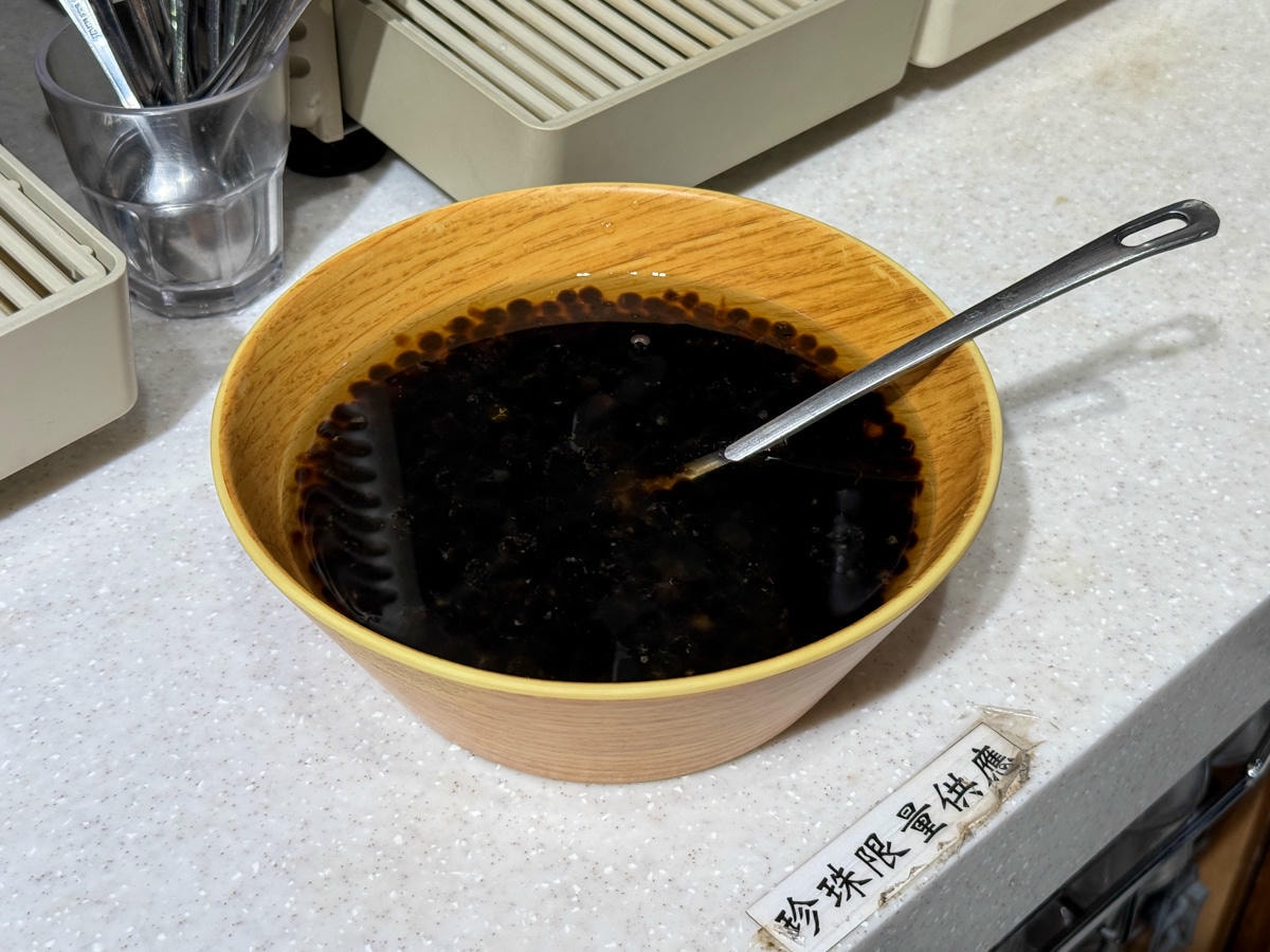 【初殿鍋物】台北永春站人氣火鍋美食推薦，平日套餐299元起，信義區必吃的平價火鍋餐廳推薦！