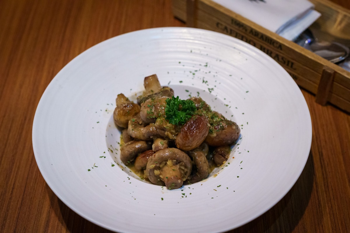 【ABV 地中海餐酒館】林口三井特色餐酒館美食推薦，大啖地中海經典料理，包場聚餐必吃大型特殊餐點！