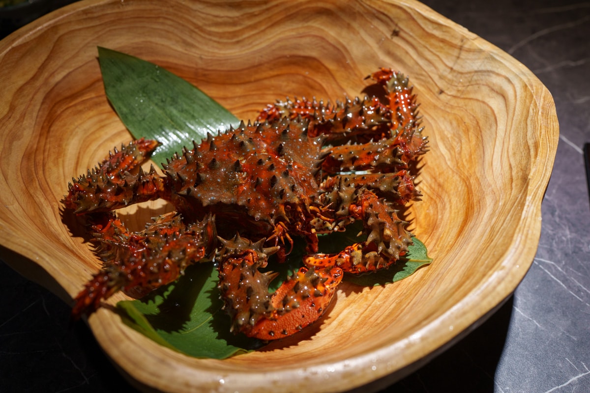 【二本松涮涮屋】台北大安頂級火鍋美食推薦，大啖北海道夢幻花咲蟹最新套餐！專人桌邊服務，傳承日本二本松頂級天然火鍋首選！