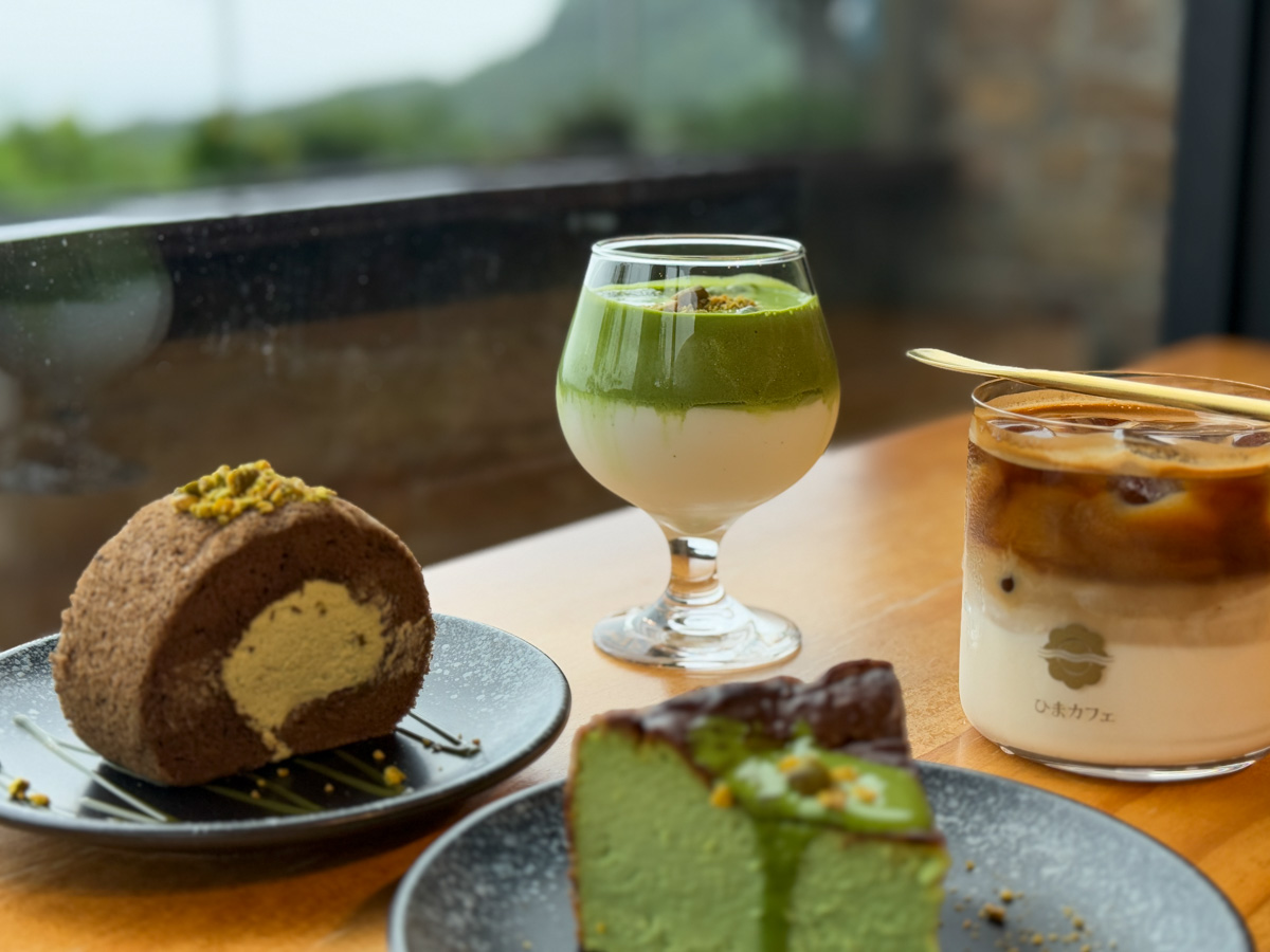 【暇 咖啡 hima cafe】九份景觀咖啡廳推薦：人氣必吃巴斯克與生乳捲！絕美九份山城下午茶首選！