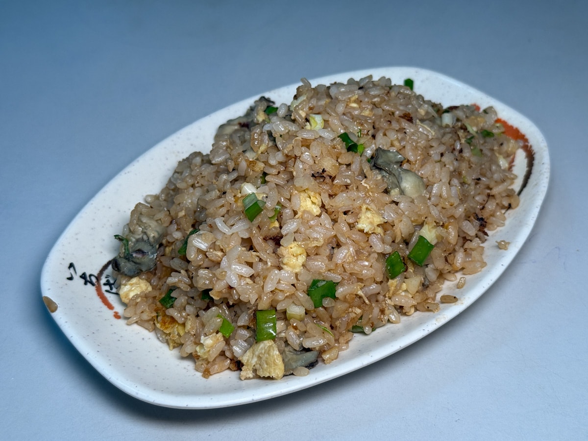 【養蚵世家】台南安平在地美食小吃推薦,特色必吃蚵仔炒飯、蚵仔煎,歷經四代相傳經營的美味小吃 - 第8張圖 【養蚵世家】台南安平在地美食小吃推薦,特色必吃蚵仔炒飯、蚵仔煎,歷經四代相傳經營的美味小吃