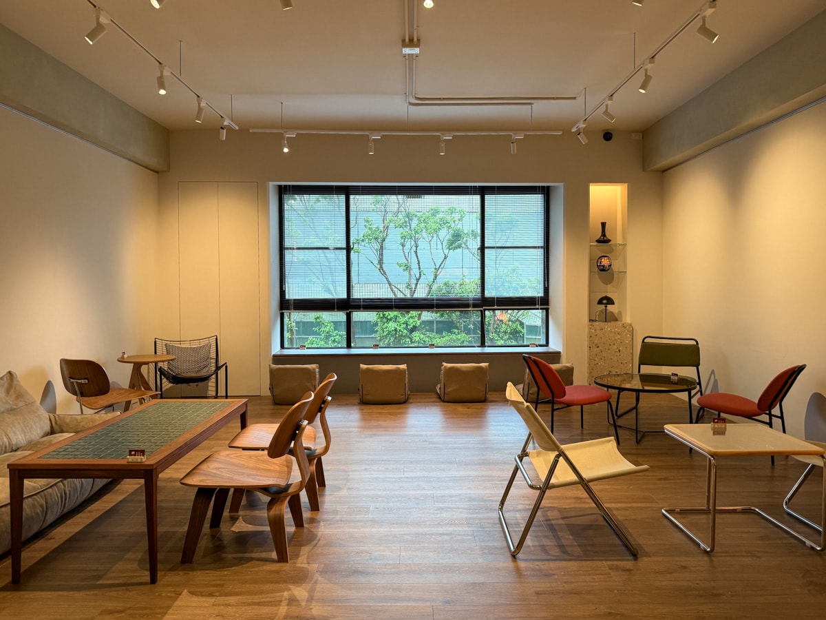 【橙虎咖啡】台南安平下午茶餐廳推薦，精緻手沖咖啡、特色手作甜點，活動包場聚餐首選！