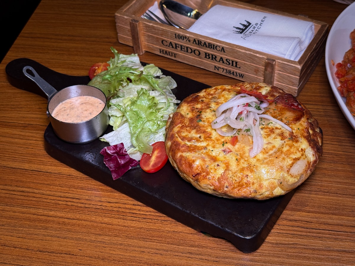 【ABV 地中海餐酒館】林口三井特色餐酒館美食推薦，大啖地中海經典料理，包場聚餐必吃大型特殊餐點！