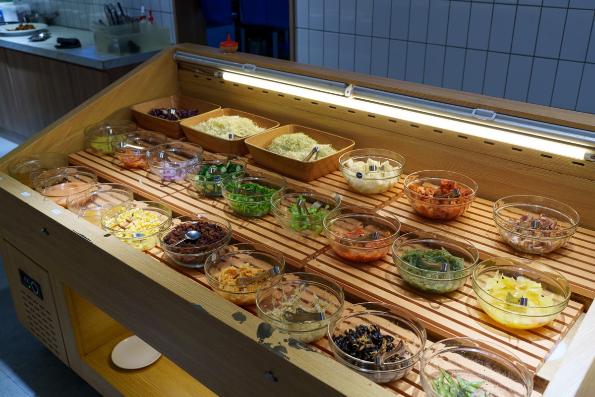 【牛室炙燒牛排】板橋府中吃到飽美食推薦,平日388元起享自助吧吃到飽,多款特色排餐與超高CP值雙人套餐! - 第10張圖 【牛室炙燒牛排】板橋府中吃到飽美食推薦,平日388元起享自助吧吃到飽,多款特色排餐與超高CP值雙人套餐!