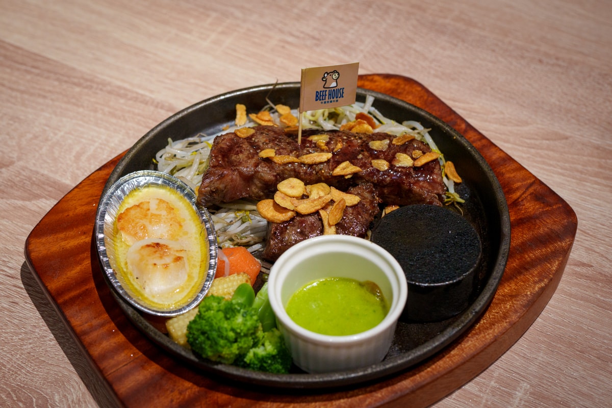 【牛室炙燒牛排】板橋府中吃到飽美食推薦,平日388元起享自助吧吃到飽,多款特色排餐與超高CP值雙人套餐! - 第39張圖 【牛室炙燒牛排】板橋府中吃到飽美食推薦,平日388元起享自助吧吃到飽,多款特色排餐與超高CP值雙人套餐!