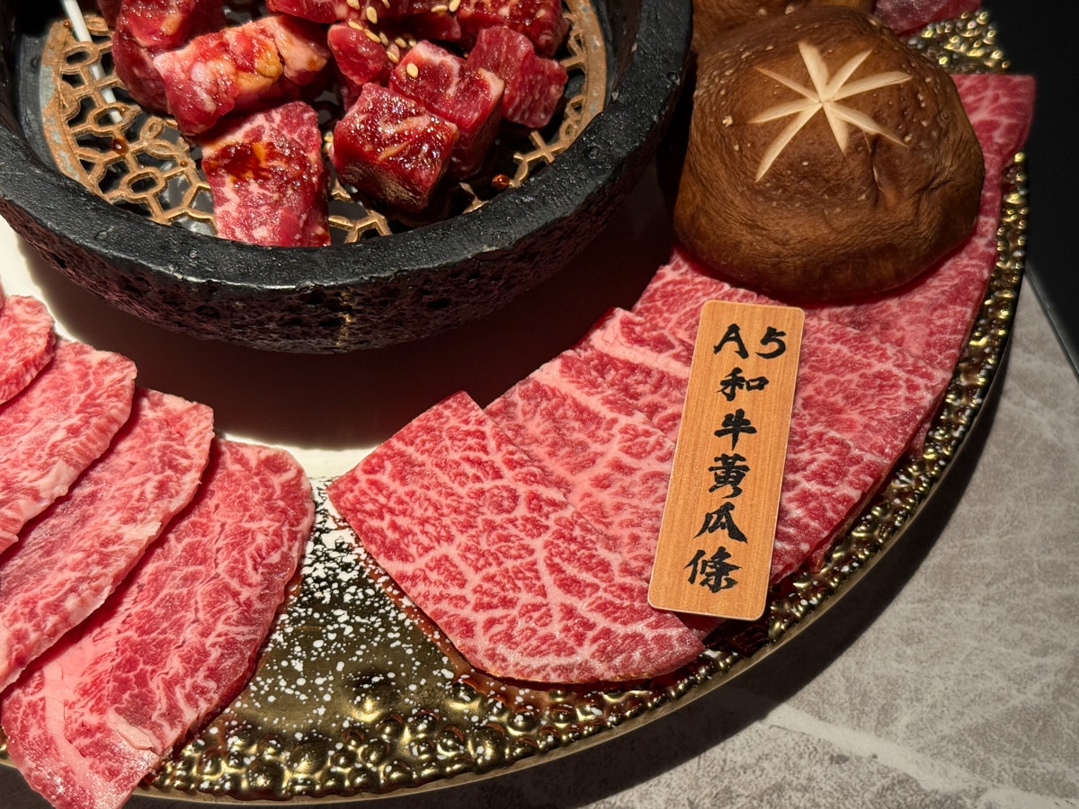 【尼匠燒肉】桃園必吃燒肉餐廳推薦，大啖日式無煙頂級燒肉饗宴，250坪內建獨立包廂，當月壽星享專屬優惠！