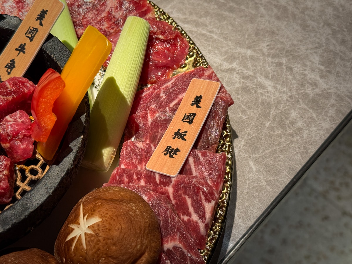 【尼匠燒肉】桃園必吃燒肉餐廳推薦，大啖日式無煙頂級燒肉饗宴，250坪內建獨立包廂，當月壽星享專屬優惠！